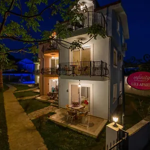 Parque de vacaciones Infinity Lily